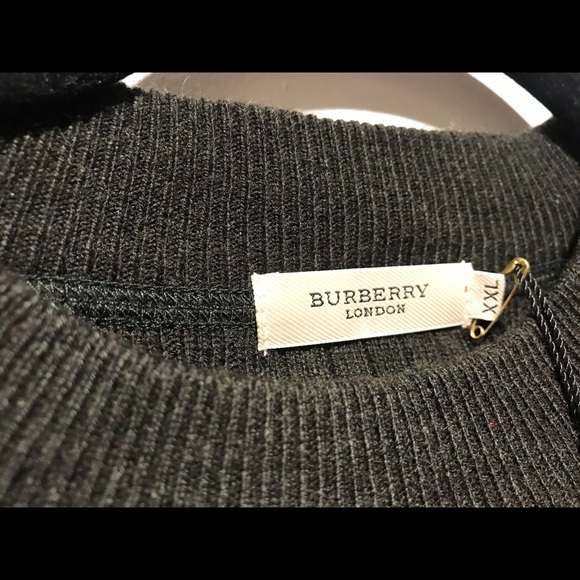 Men’s Burberry charcoal grey wool sweater NWT